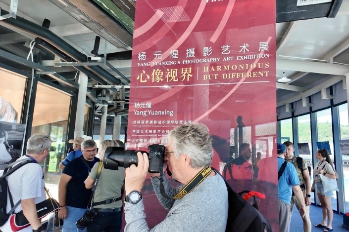 <CMSPRO_DOCUMENT FIELD='title'></CMSPRO_DOCUMENT>