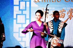 <CMSPRO_DOCUMENT FIELD='title'></CMSPRO_DOCUMENT>